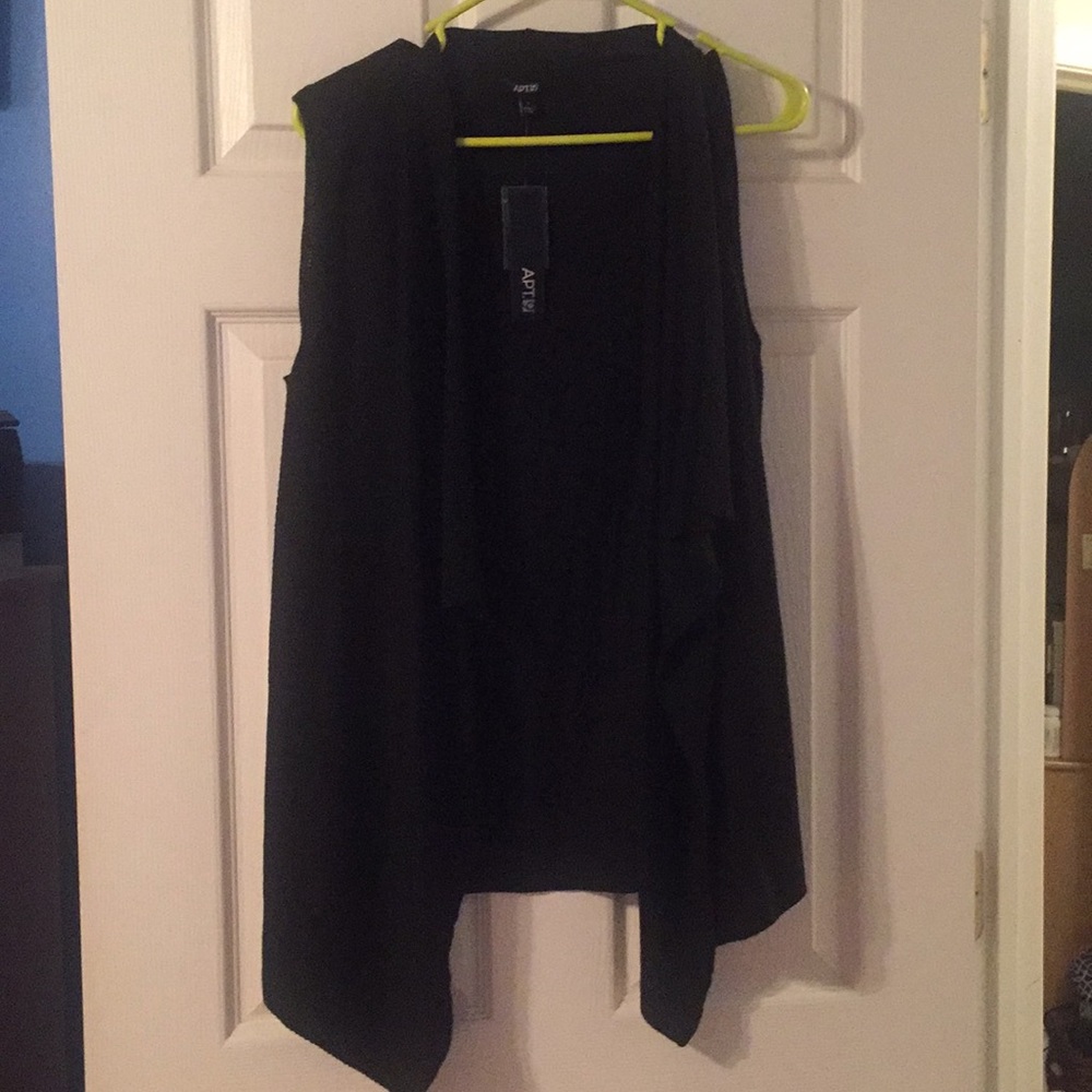 Black cardigan vest